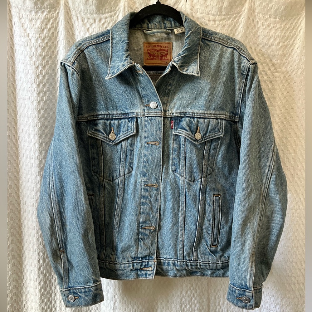Levi’s Women’s 90s Trucker Denim Jacket Large